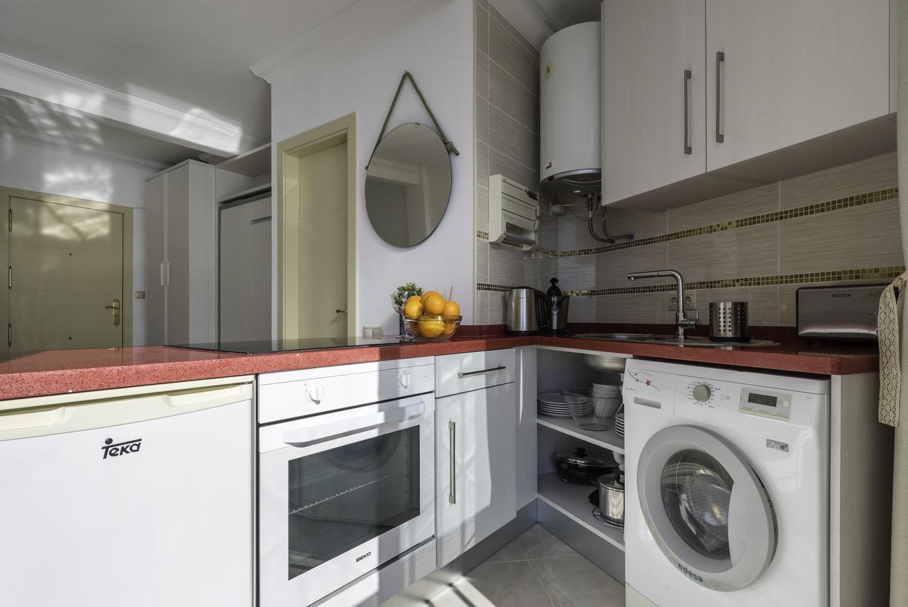 Nest Studio Playa Alhamar Sitio de Calahonda エクステリア 写真