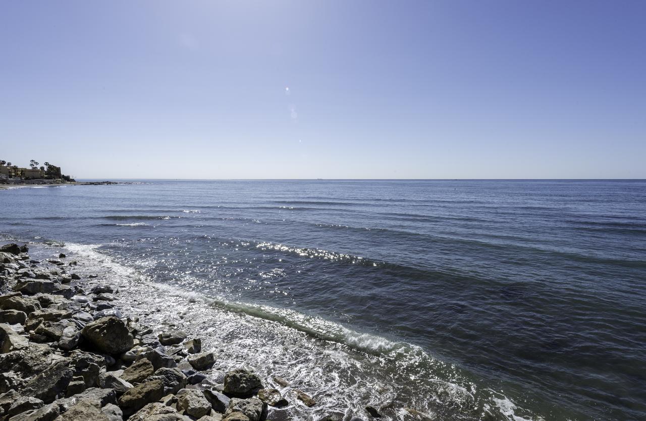 Nest Studio Playa Alhamar Sitio de Calahonda エクステリア 写真