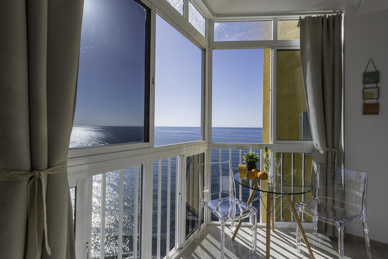 Nest Studio Playa Alhamar Sitio de Calahonda エクステリア 写真
